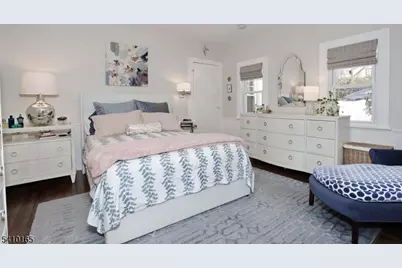 2 Maysenger Rd, Mahwah, NJ 07430 - Photo 10