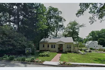 2 Maysenger Rd, Mahwah, NJ 07430 - Photo 1