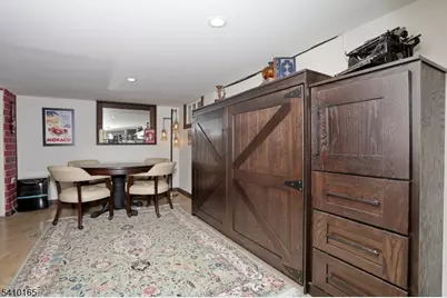 2 Maysenger Rd, Mahwah, NJ 07430 - Photo 20