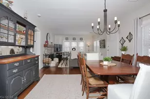 2 Maysenger Rd, Mahwah, NJ 07430 - Photo 6