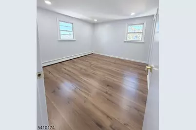 20 Bayliss St #2, North Arlington, NJ 07031 - Photo 4