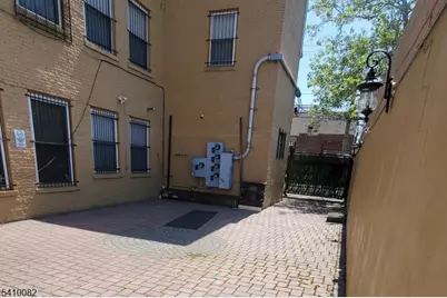 1138 Grove St, Irvington, NJ 07111 - Photo 10
