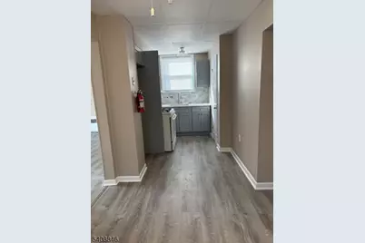 26 Althea St, Clifton, NJ 07013 - Photo 4