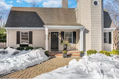 18 Harding Ter, Morristown, NJ 07960 - Photo 2