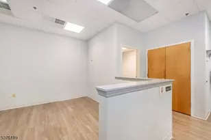 504 Hamburg Tpke, Wayne, NJ 07470 - Photo 14