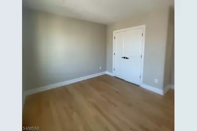 1297 Avy St, Hillside, NJ 07205 - Photo 8