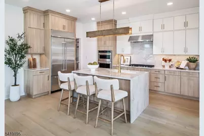 63 Rasboro Rd, Randolph Township, NJ 07869 - Photo 2