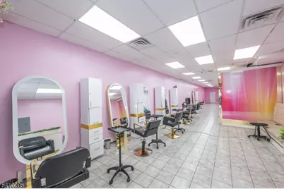 83 Broadway, Paterson, NJ 07505 - Photo 4