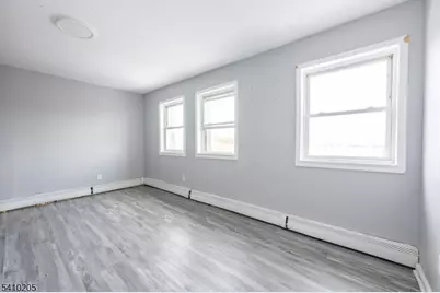 83 Broadway, Paterson, NJ 07505 - Photo 20