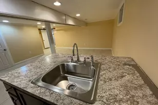 25 Bayview Ave, Newark, NJ 07112 - Photo 12