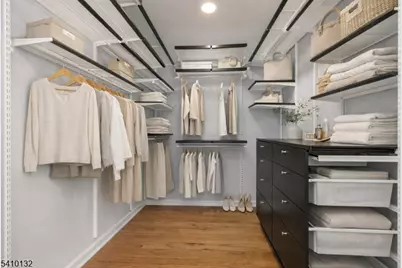 905 Binghampton Ln, Livingston, NJ 07039 - Photo 8