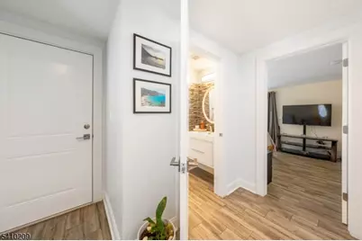 2853 Allen Ave, Union Township, NJ 07083 - Photo 16