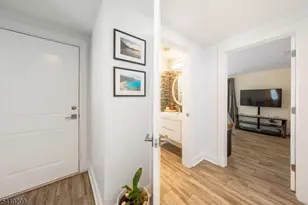 2853 Allen Ave, Union Township, NJ 07083 - Photo 16