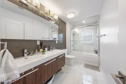 2853 Allen Ave, Union Township, NJ 07083 - Photo 12