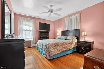 1010 Falls Ter, Union Township, NJ 07083 - Photo 8