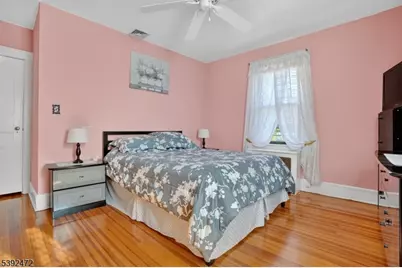 1010 Falls Ter, Union Township, NJ 07083 - Photo 10