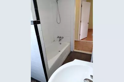 223 Ampere Pkwy, Bloomfield, NJ 07003 - Photo 22