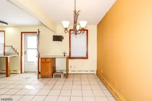 131 Fairfield Ave, Woodbridge Township, NJ 08863 - Photo 8