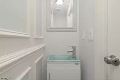 444 White Oak Ridge Rd, Millburn, NJ 07078 - Photo 16