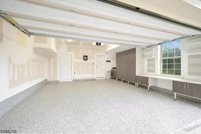 32 Gala Ct, Livingston Twp., NJ 07039 - Photo 14