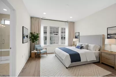 32 Gala Ct, Livingston Twp., NJ 07039 - Photo 6