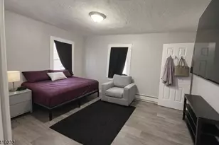 219 Stebbins Pl, Plainfield, NJ 07063 - Photo 6