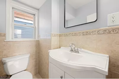 16 Loretta St, Clifton, NJ 07011 - Photo 8