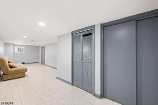 16 Loretta St, Clifton, NJ 07011 - Photo 18