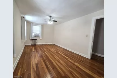 48 Freeman Pl, Nutley, NJ 07110 - Photo 12