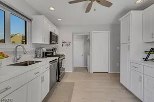 85 Sycamore Ct Ondo, Bernards Township, NJ 07920 - Photo 6