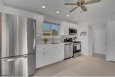 85 Sycamore Ct Ondo, Bernards Township, NJ 07920 - Photo 4