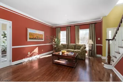 25 Golf View Dr, Franklin Township, NJ 08540 - Photo 6