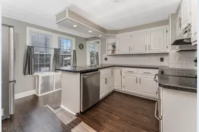 429 Russell Ave, Pohatcong Township, NJ 08865 - Photo 10