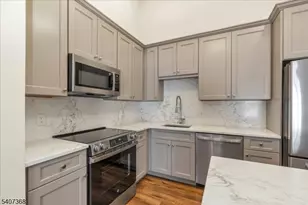 62 Smithfield Ct, Bernards Township, NJ 07920 - Photo 18