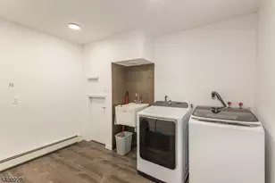 36 Yellow Brick Rd, Wayne Twp., NJ 07470 - Photo 38