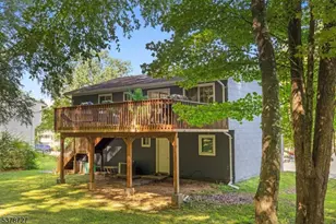 44 Deer Path Dr, Mount Olive, NJ 07836 - Photo 30