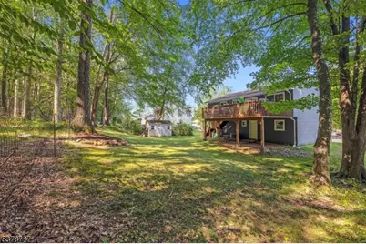 44 Deer Path Dr, Mount Olive, NJ 07836 - Photo 32