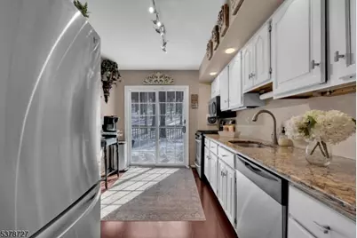 44 Deer Path Dr, Mount Olive, NJ 07836 - Photo 10