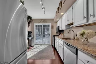 44 Deer Path Dr, Mount Olive, NJ 07836 - Photo 10