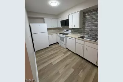 520 Turnpike C114, Pequannock Township, NJ 07444 - Photo 4