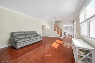 10 Stuart Ct, Montville Township, NJ 07058 - Photo 16