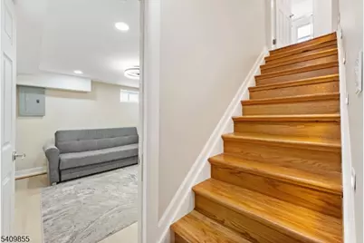 847 Dennis Pl, Linden, NJ 07036 - Photo 12