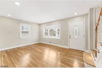 847 Dennis Pl, Linden, NJ 07036 - Photo 4