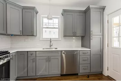 4 Jefferson Ave #1, Maplewood, NJ 07040 - Photo 8