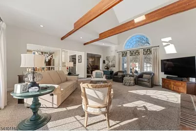 1 Yard Ct, Raritan Township, NJ 08822 - Photo 20