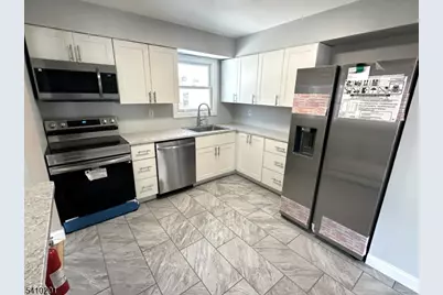 28 Beardslee Hill Dr, Ogdensburg, NJ 07439 - Photo 2