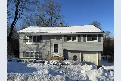 28 Beardslee Hill Dr, Ogdensburg, NJ 07439 - Photo 1