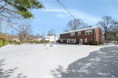 117 Yantacaw Brook Rd, Montclair, NJ 07043 - Photo 24