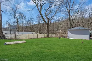 40 Main St, Glen Gardner, NJ 08826 - Photo 18