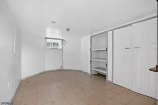 1110 Hampton Pl, Elizabeth, NJ 07201 - Photo 12